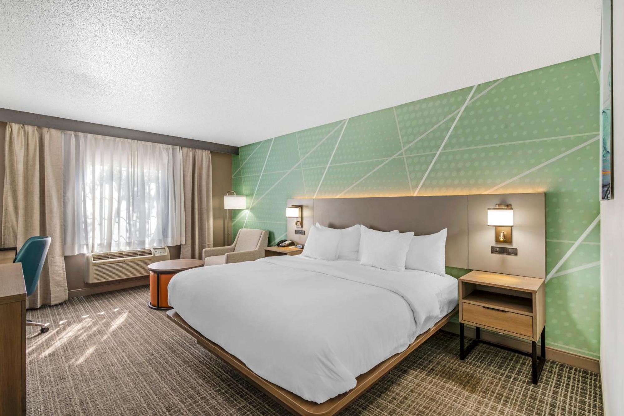 Comfort Inn & Suites Louisville Airport Fair & Expo Luaran gambar