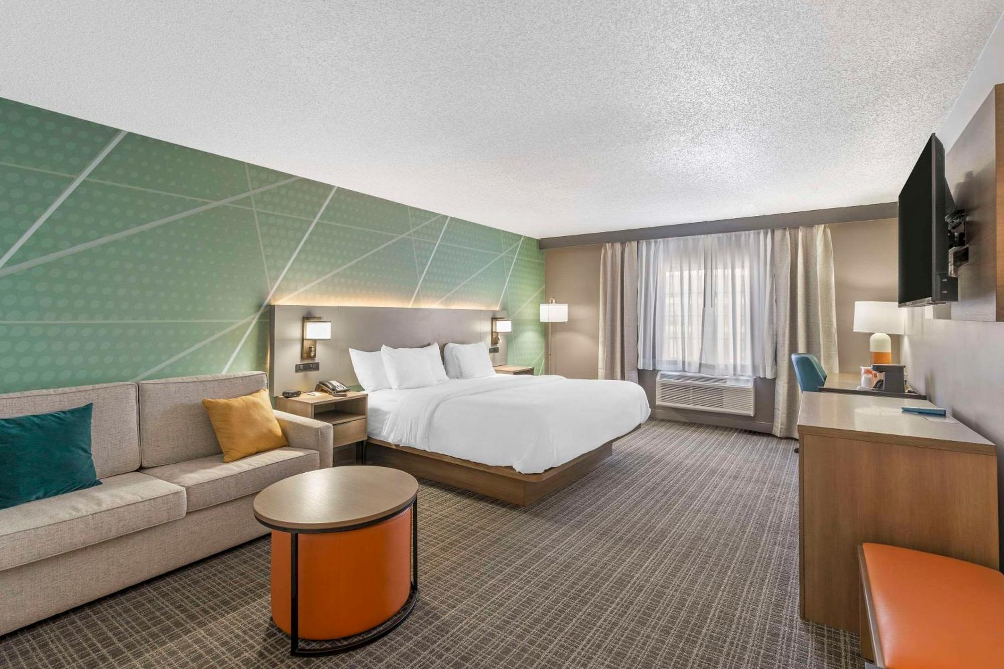 Comfort Inn & Suites Louisville Airport Fair & Expo Luaran gambar