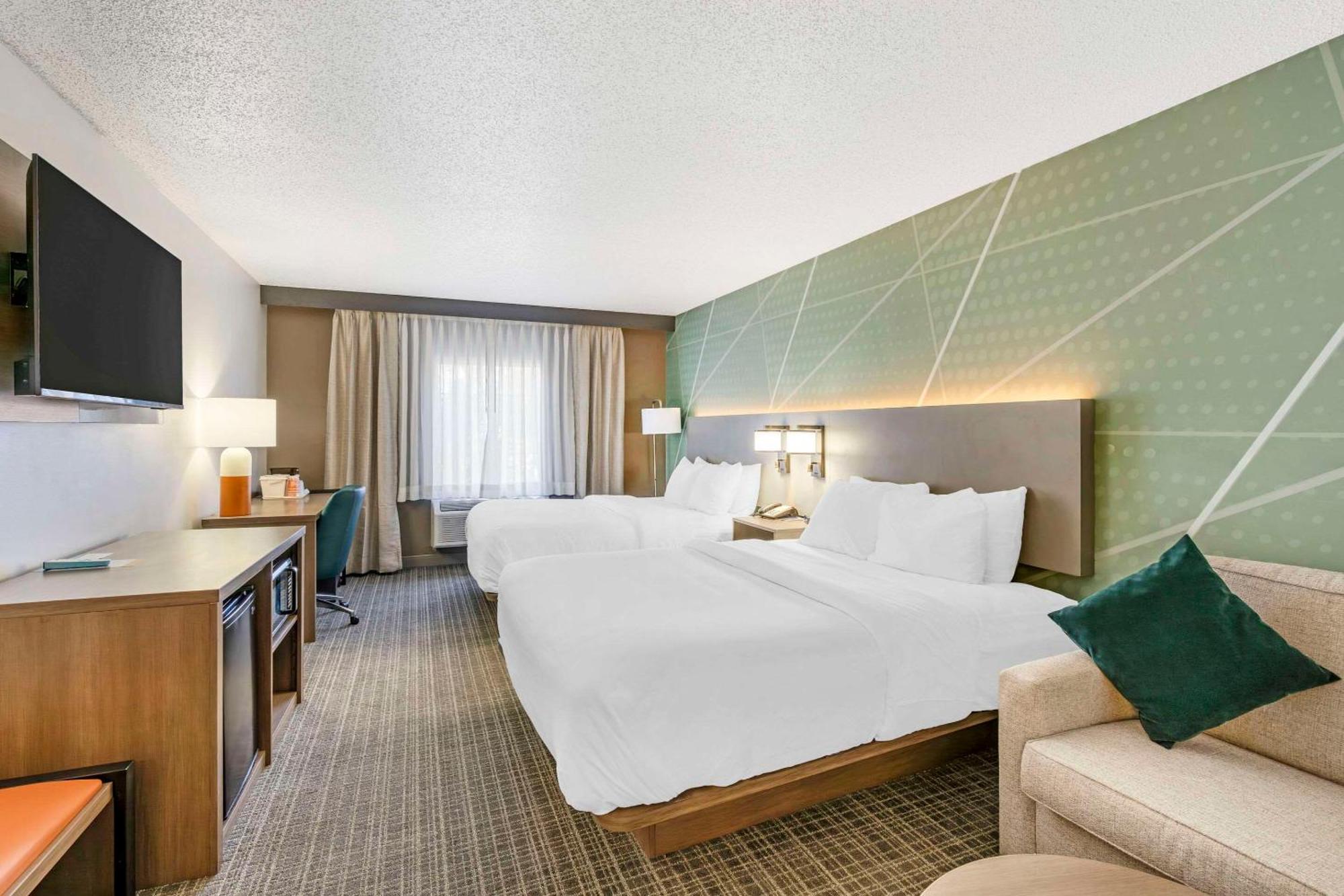 Comfort Inn & Suites Louisville Airport Fair & Expo Luaran gambar