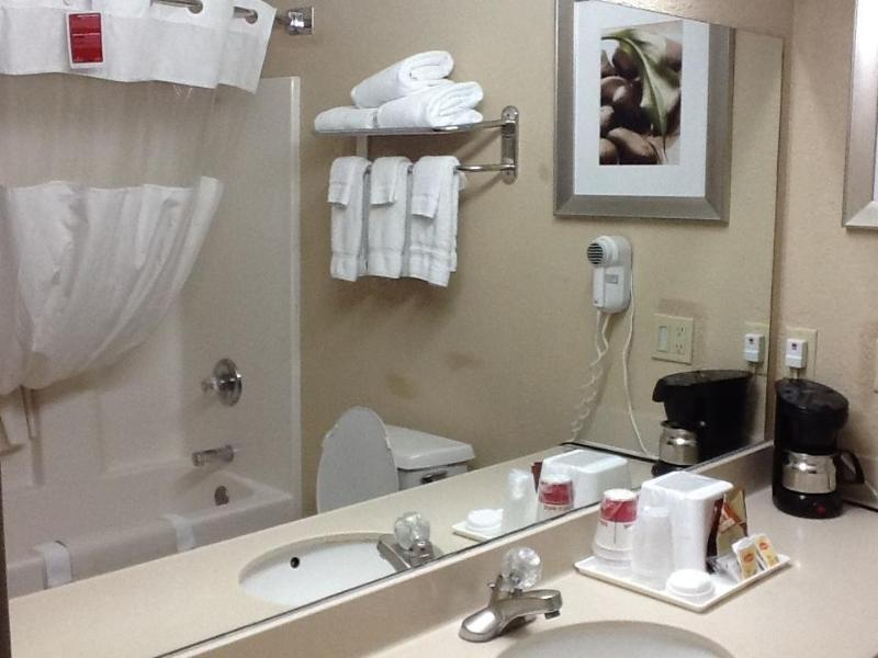 Comfort Inn & Suites Louisville Airport Fair & Expo Luaran gambar